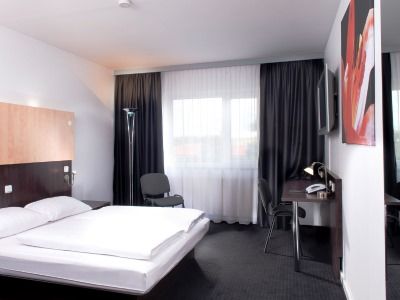 Good Morning + Hotel